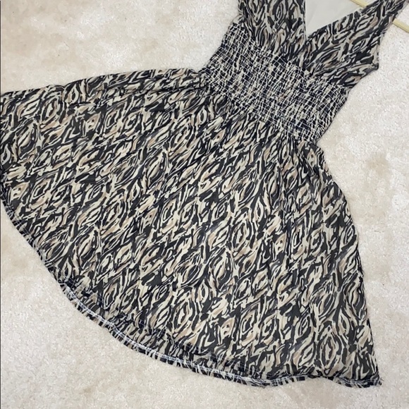 Express Animal Print Dress - Picture 5 of 5